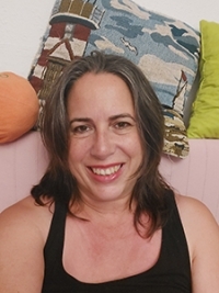 Bernadett sv&eacute;dmassz&aacute;zsa Budafokon